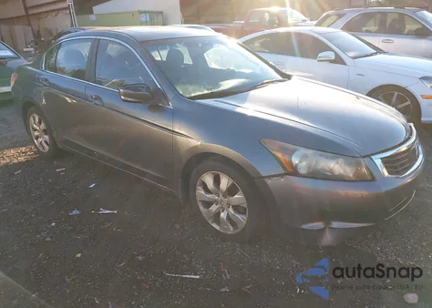 2008 Honda Accord 2.4 Ex-L z USA, uszkodzony, nr VIN 1HGCP26868A144242
